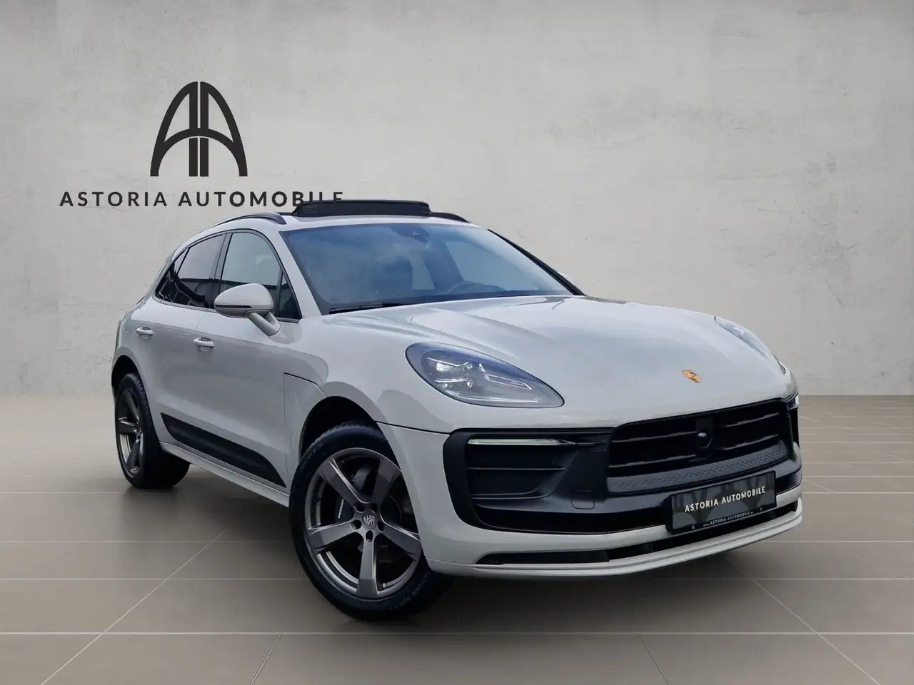 Porsche Macan 3