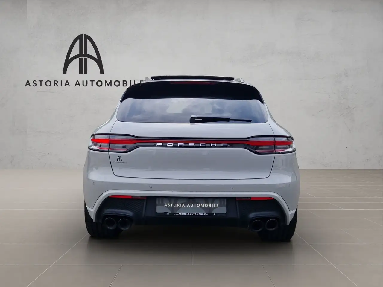 Porsche Macan 8