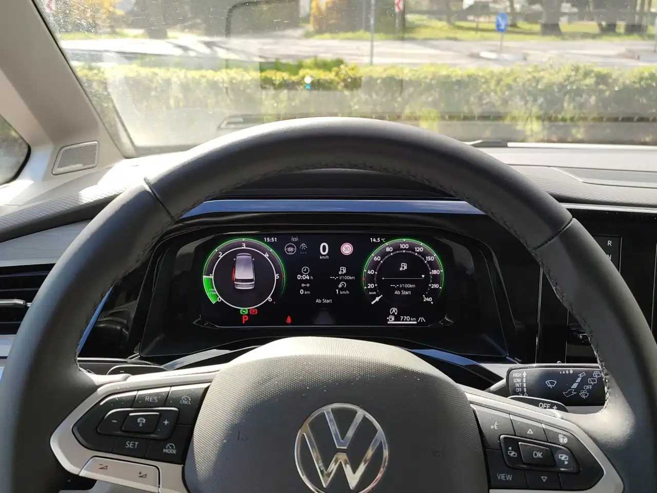 Volkswagen T7 Multivan 9