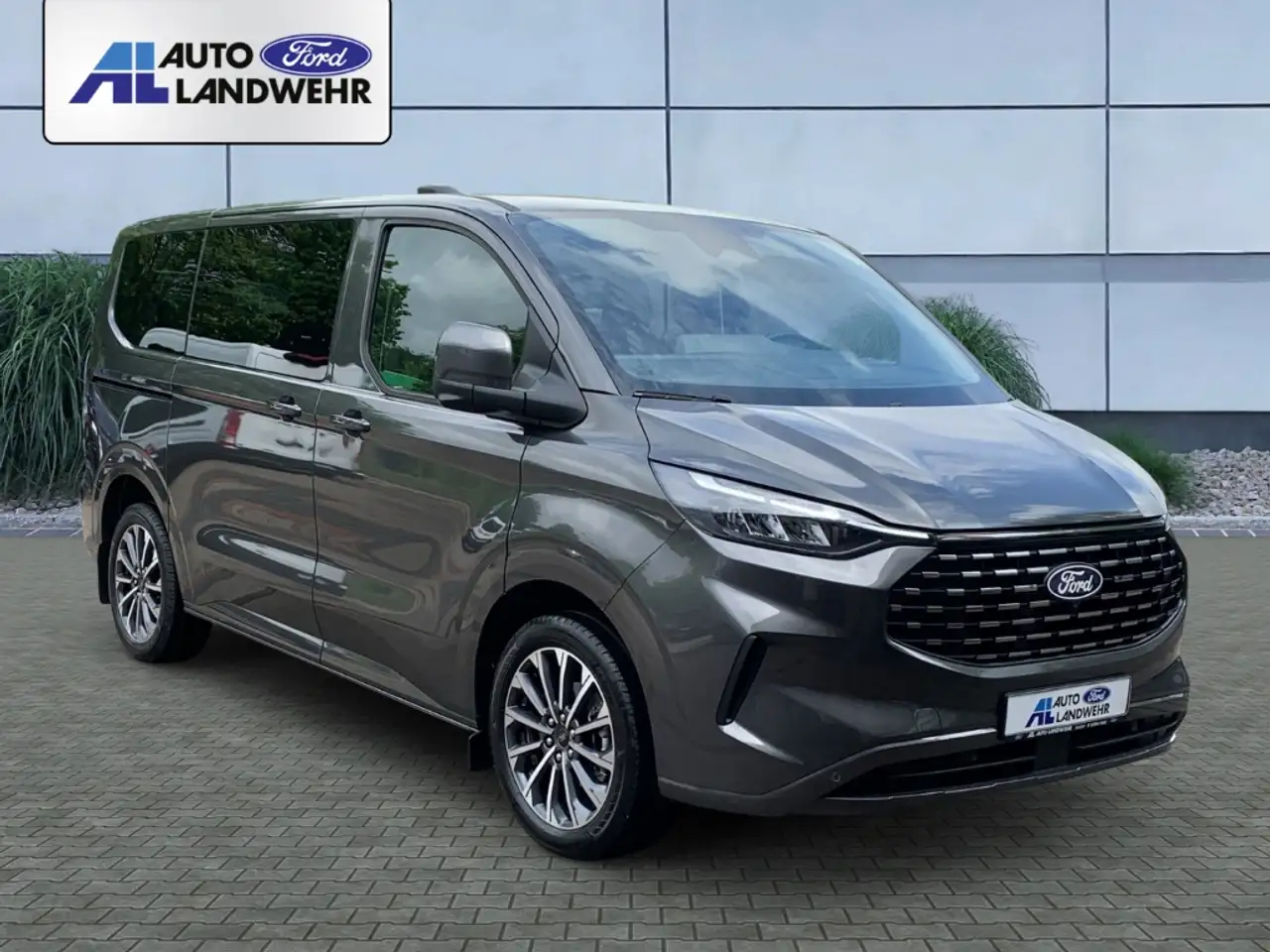 Ford Tourneo 4