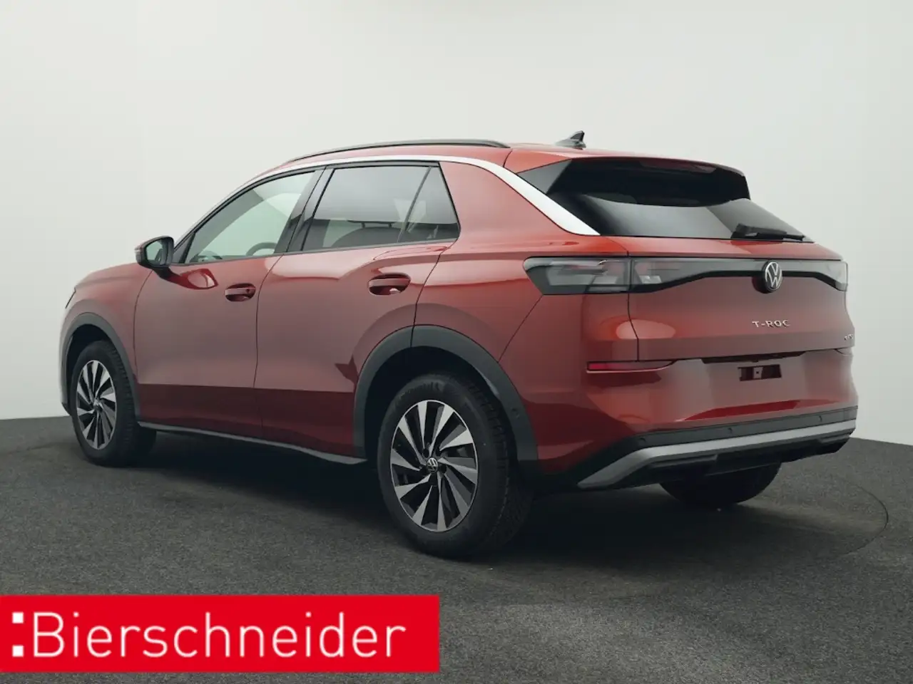 Volkswagen T-Roc 3