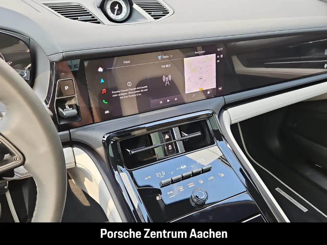 Porsche Panamera 4 16