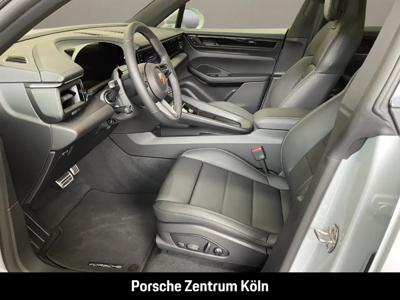 Porsche Macan 13