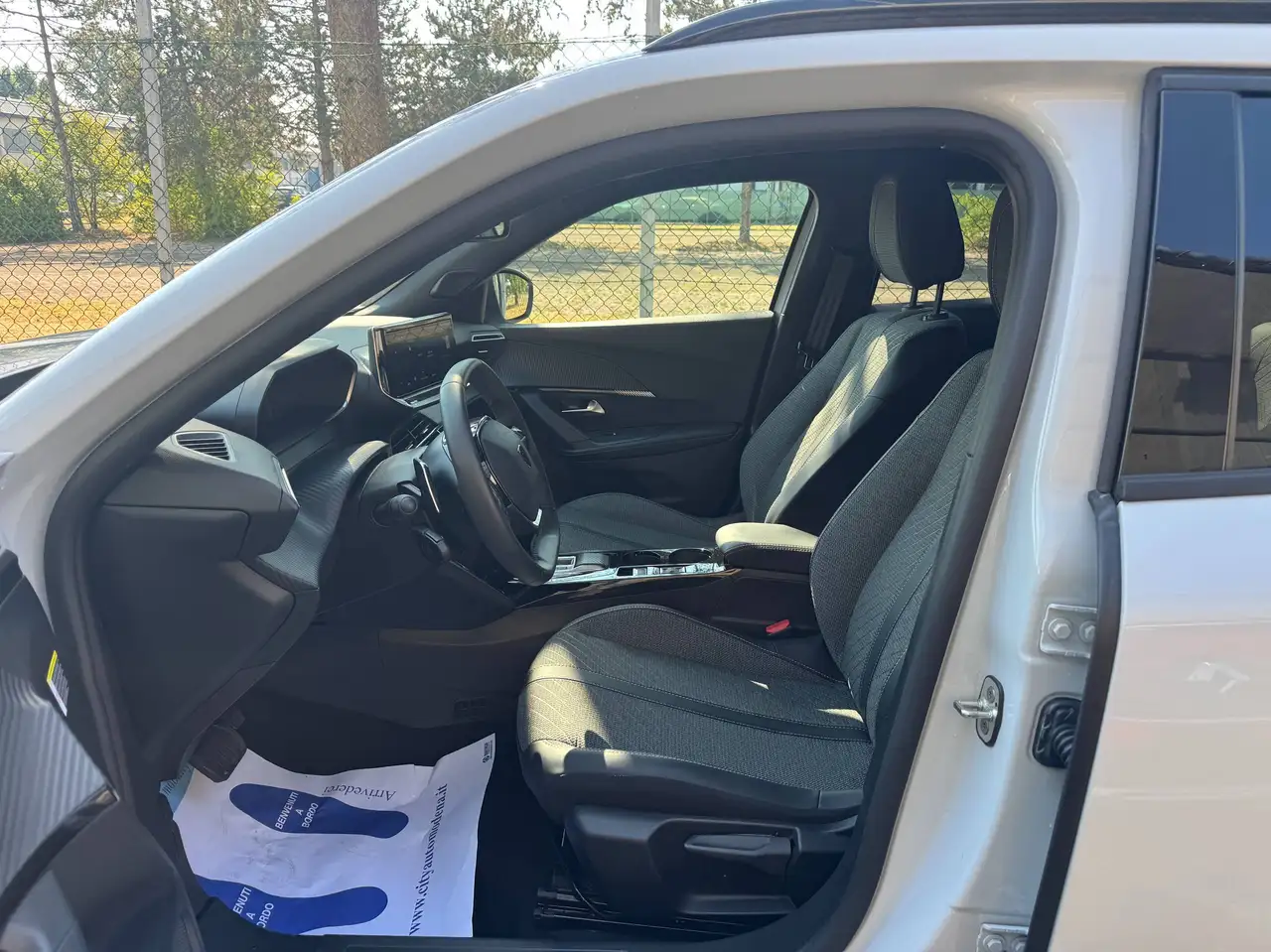 Peugeot 2008 5