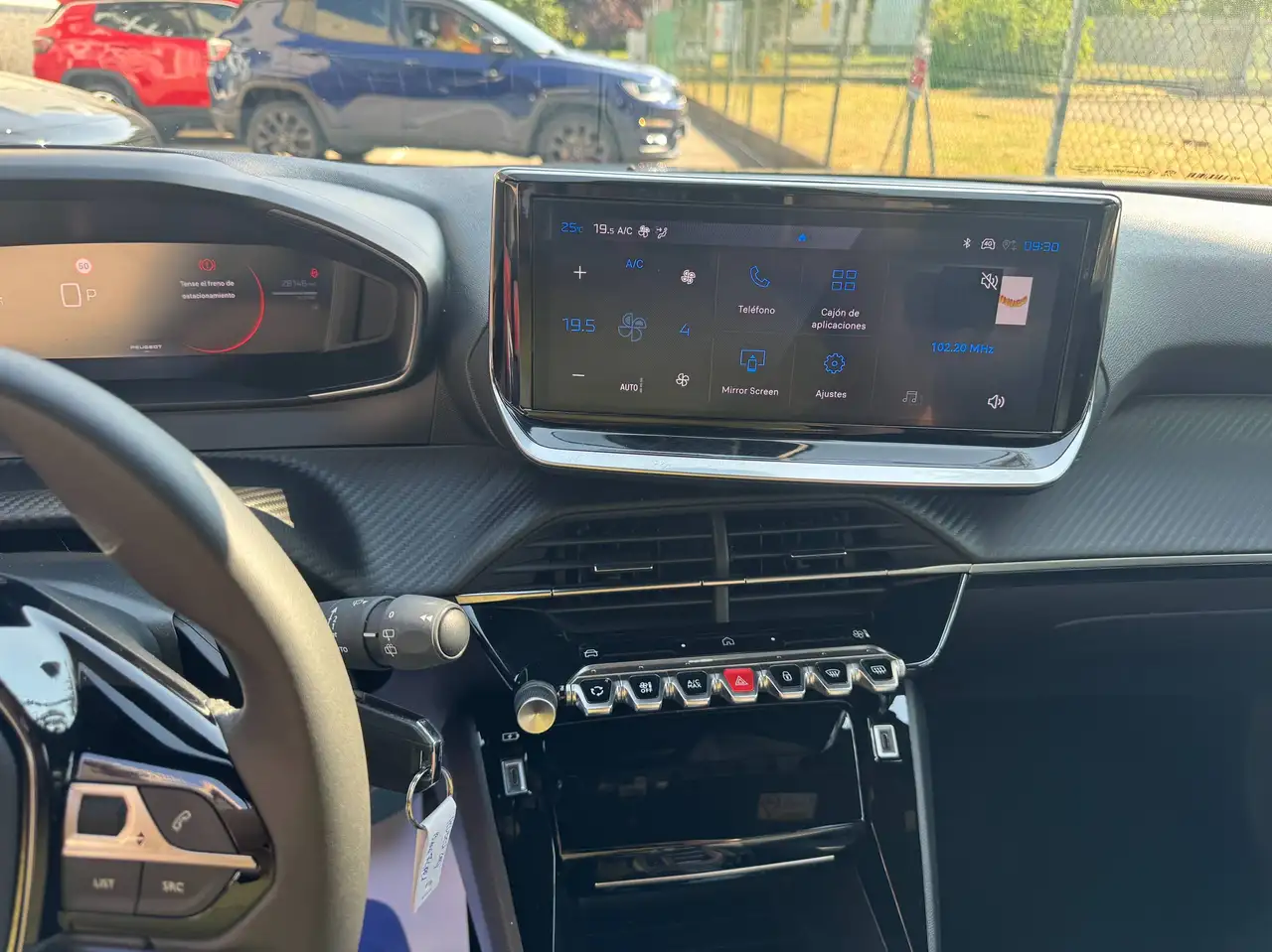 Peugeot 2008 10