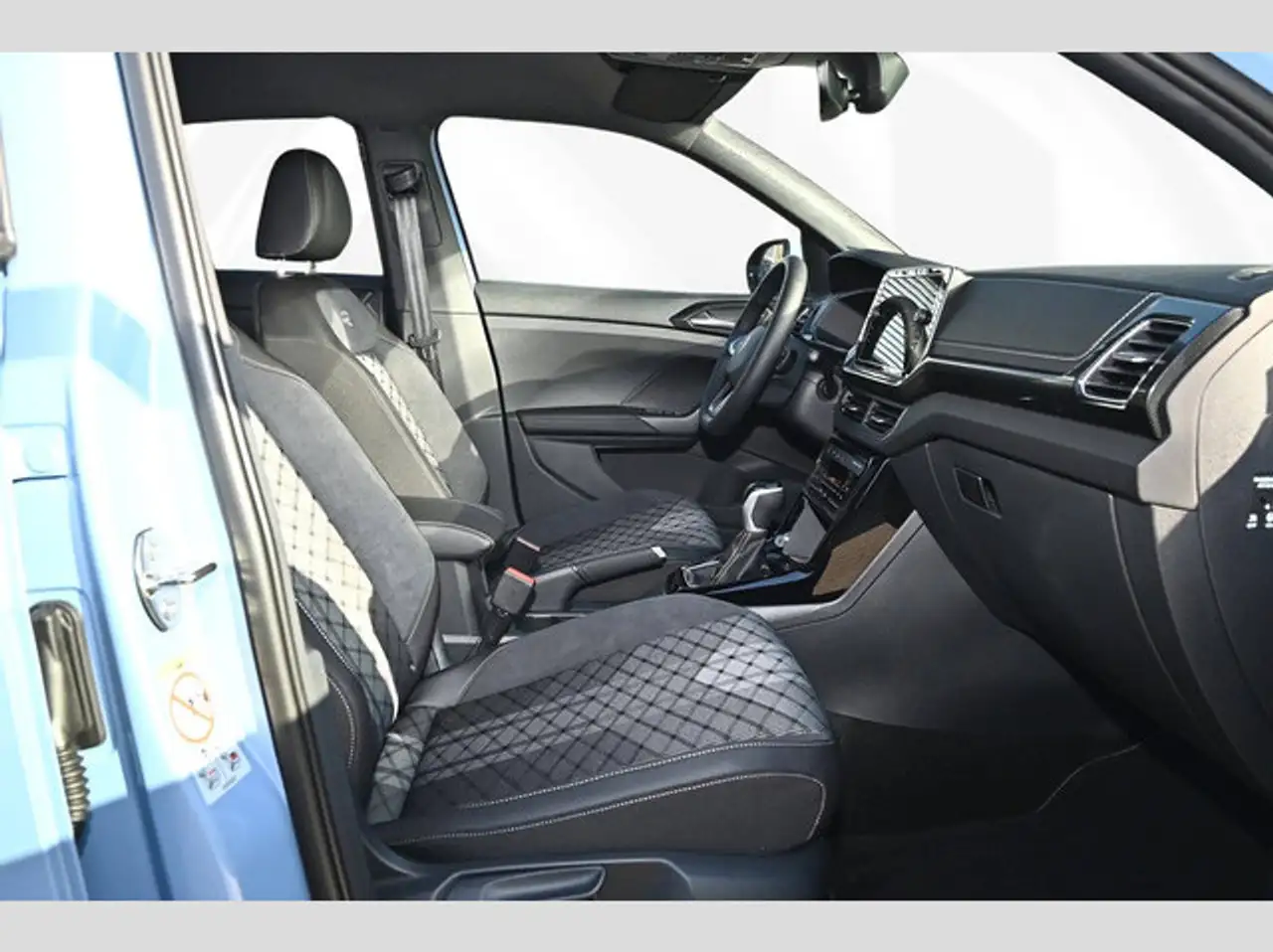 Volkswagen T-Cross 6