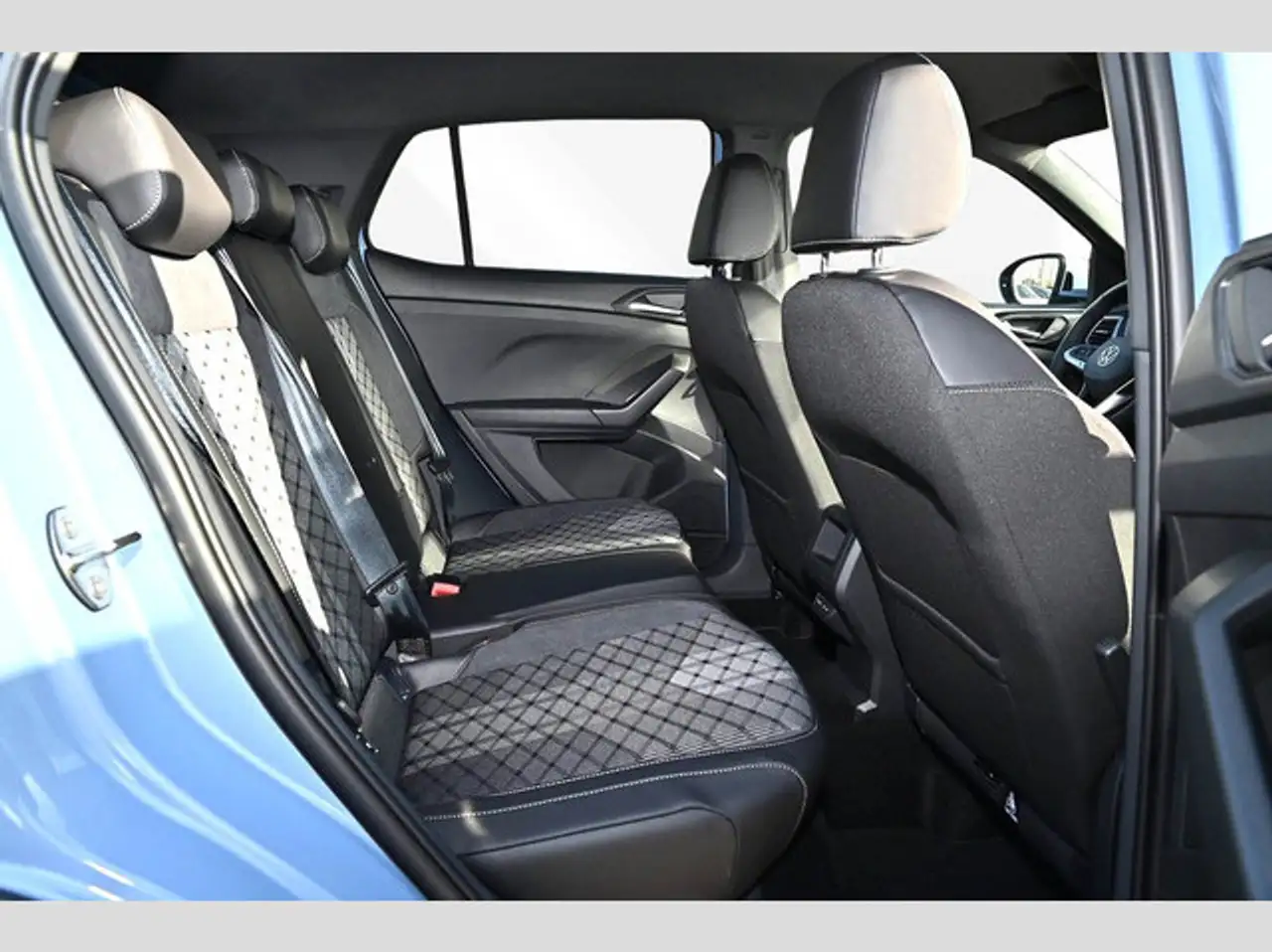 Volkswagen T-Cross 7