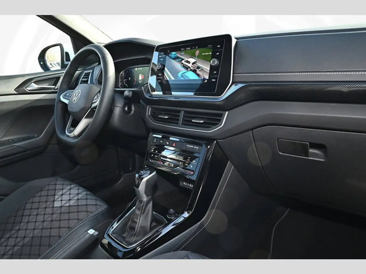 Volkswagen T-Cross 11