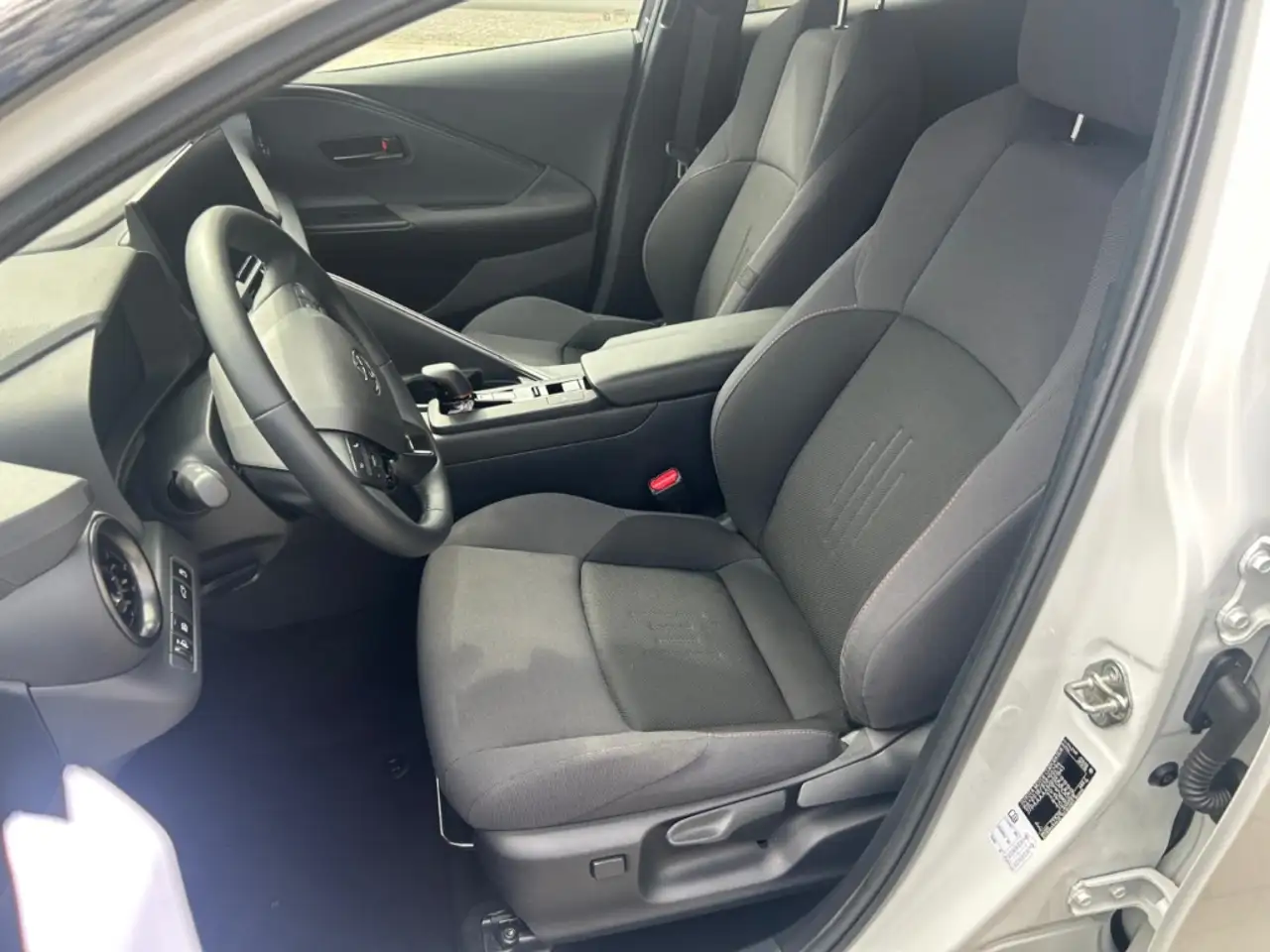Toyota C-HR 7