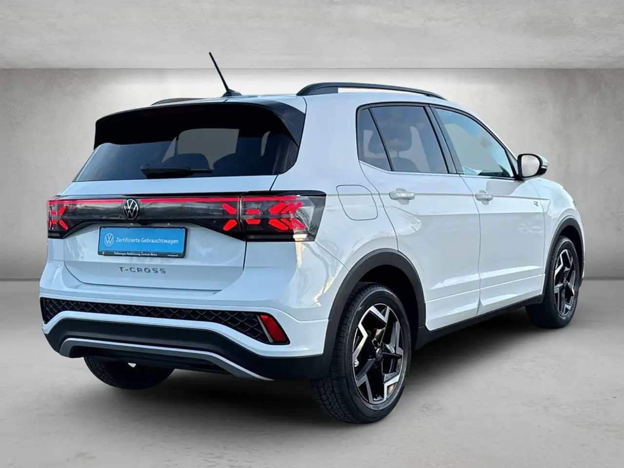Volkswagen T-Cross 3