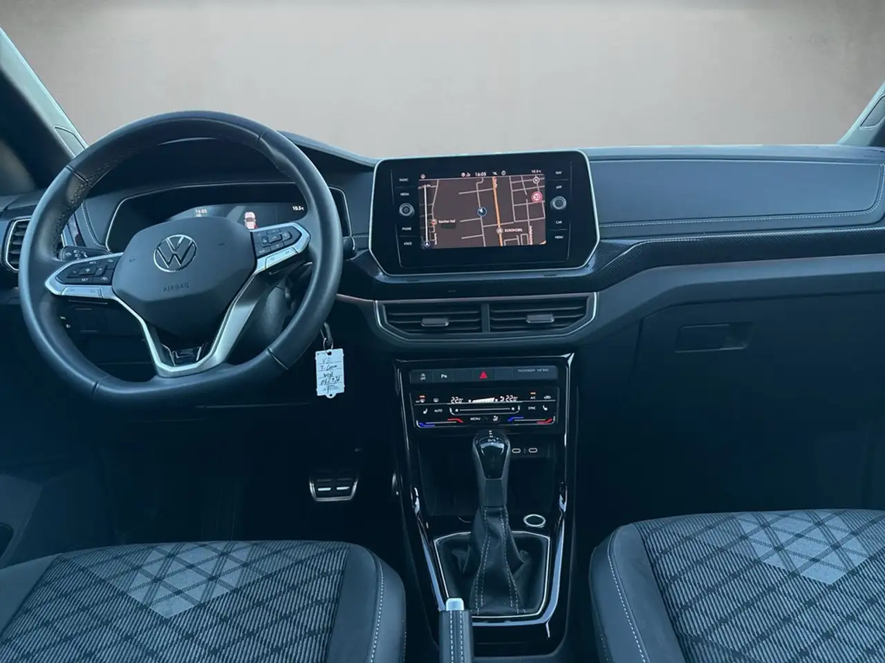 Volkswagen T-Cross 8