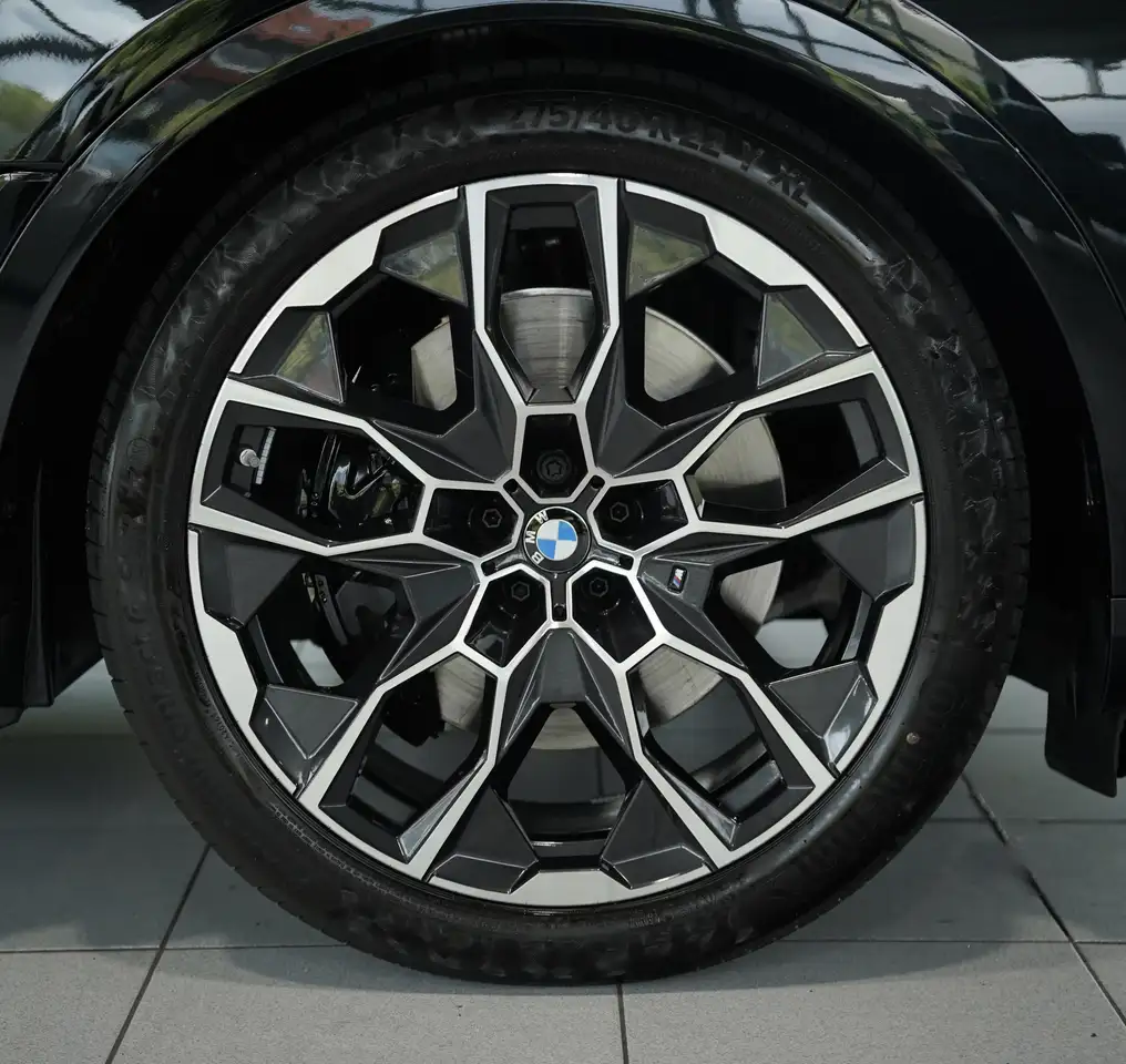 BMW X7 7