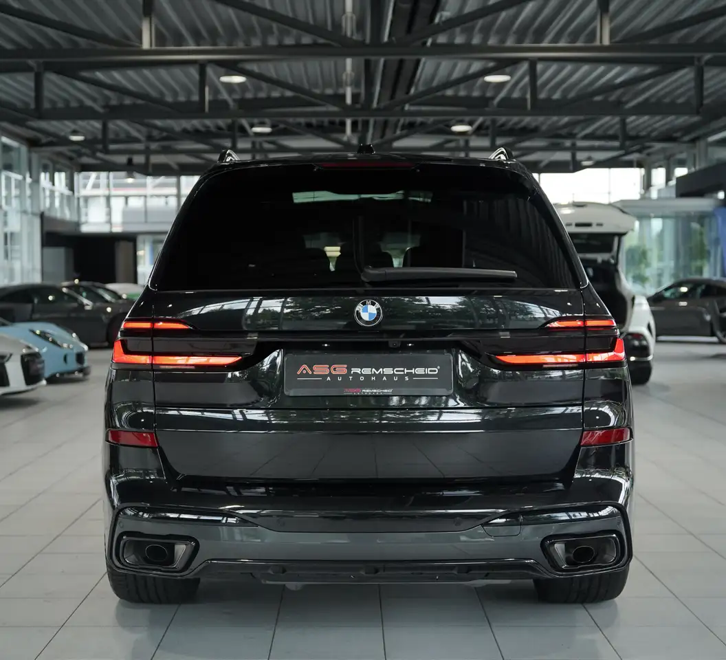 BMW X7 9