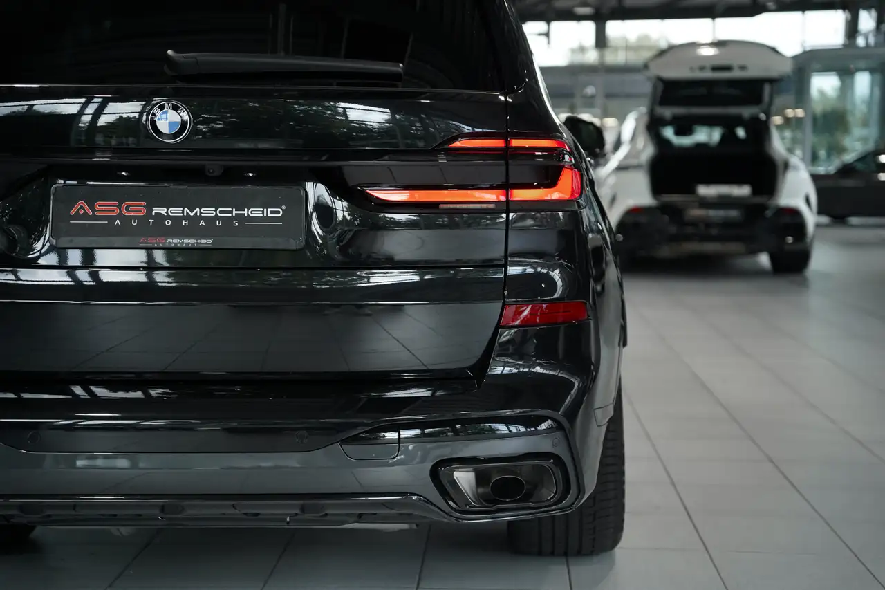 BMW X7 15