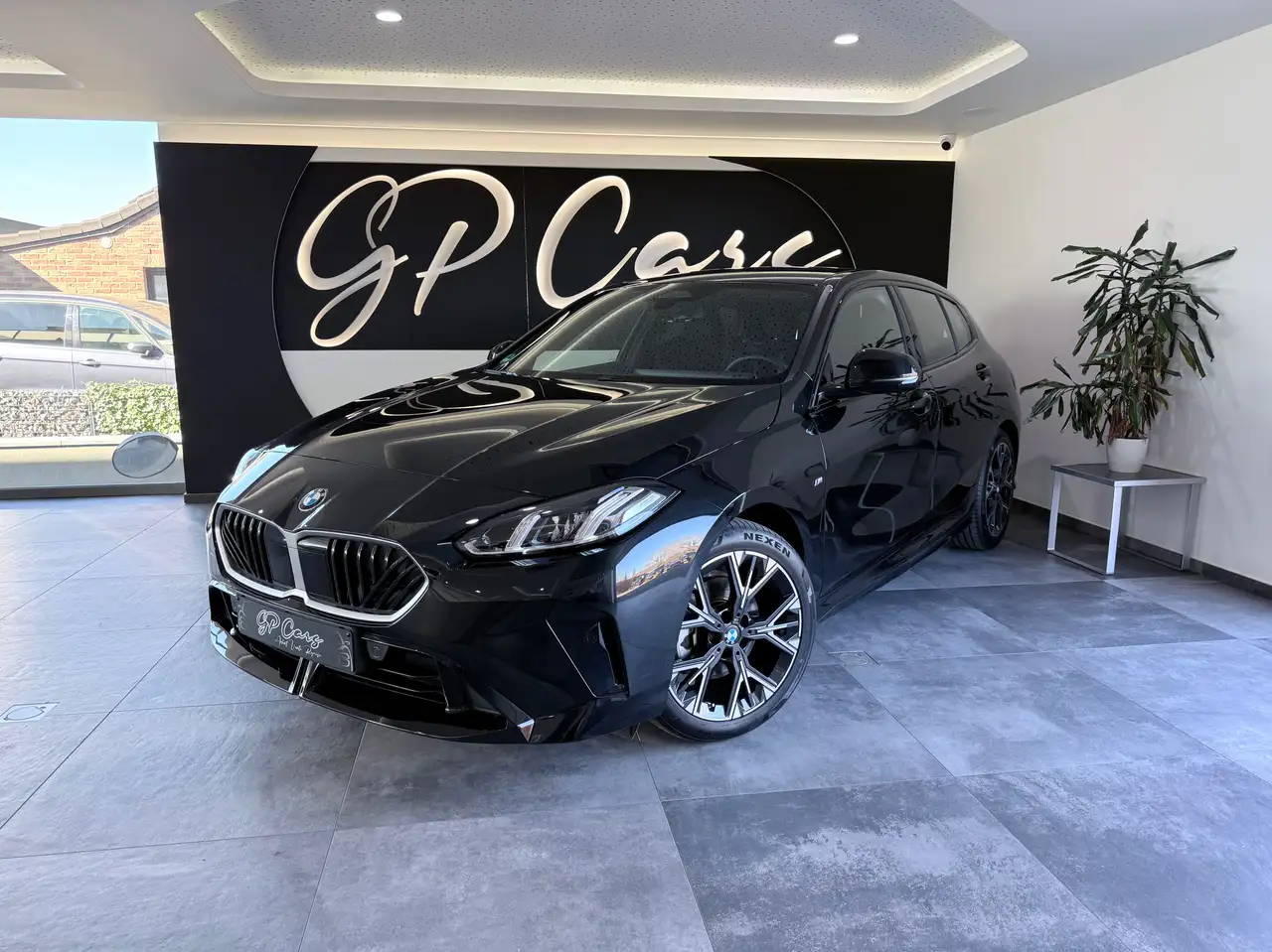 BMW 120