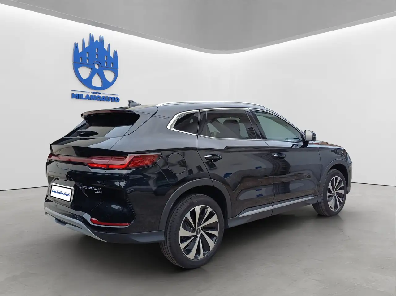 BYD Seal 4