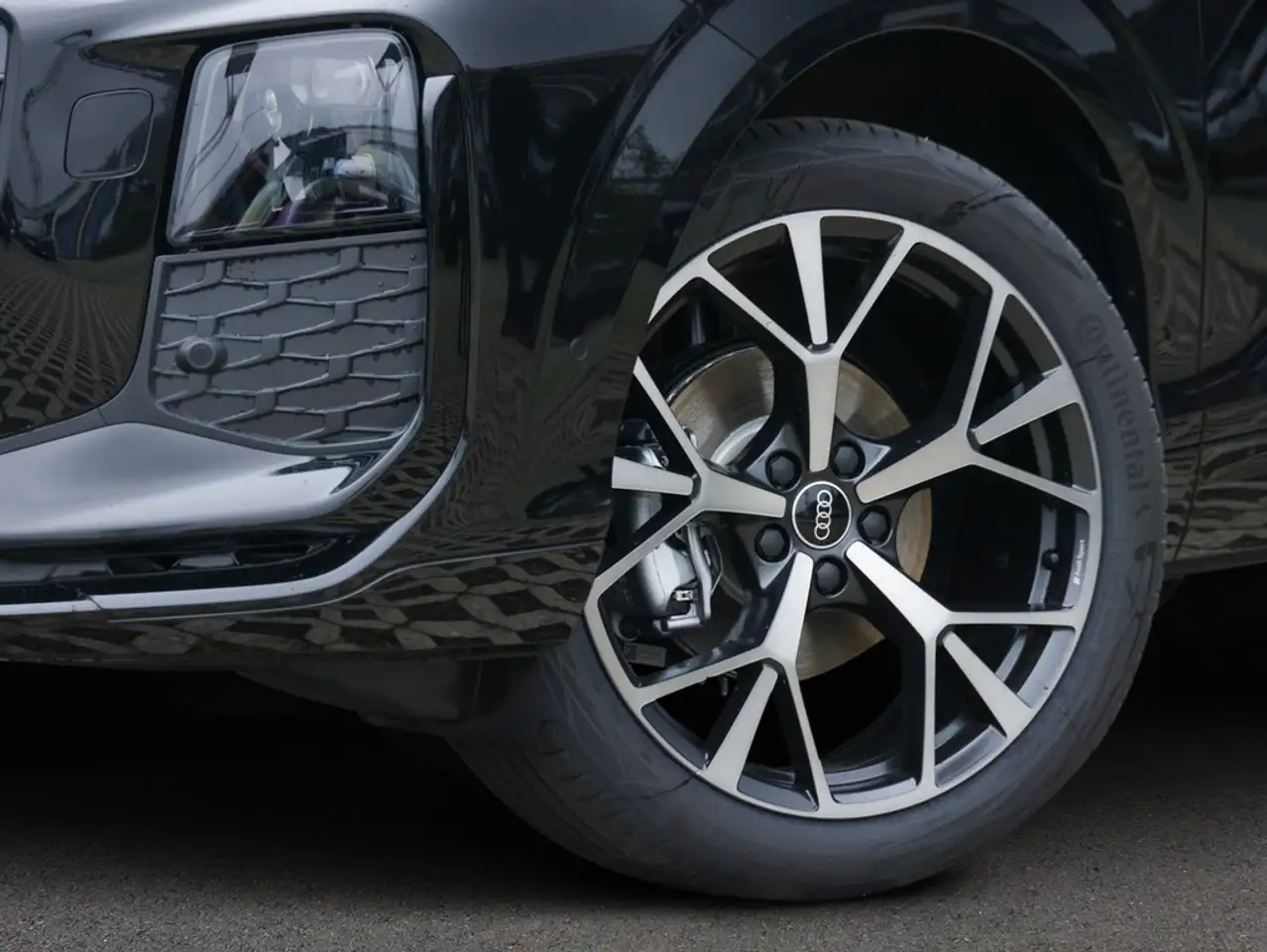 Audi Q3 5