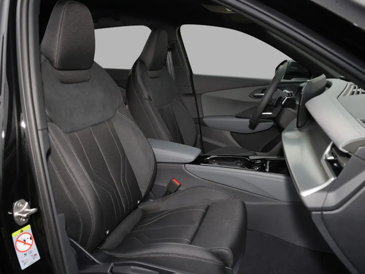 Audi Q3 11
