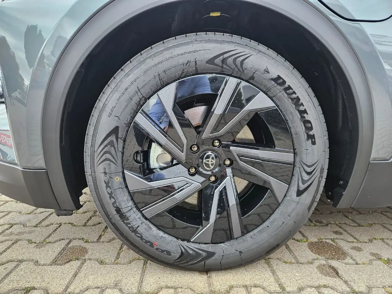 Toyota C-HR 6
