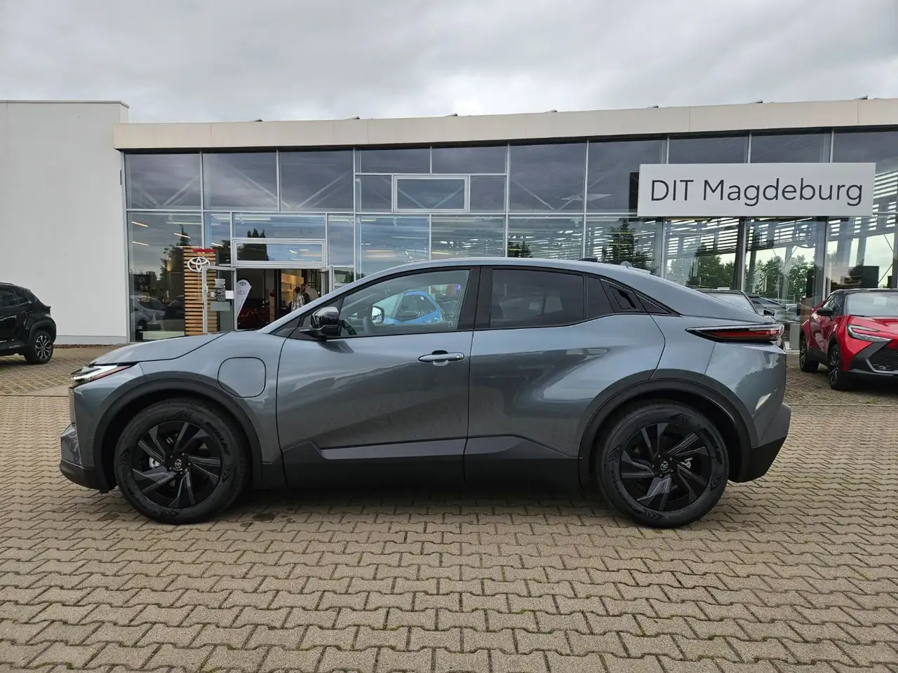 Toyota C-HR 7