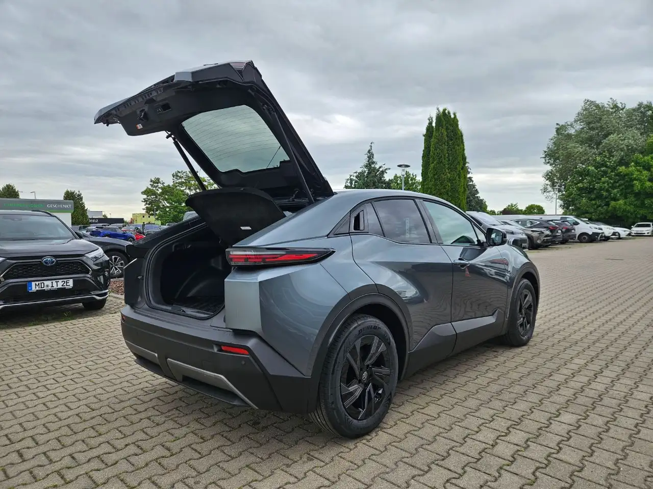 Toyota C-HR 12
