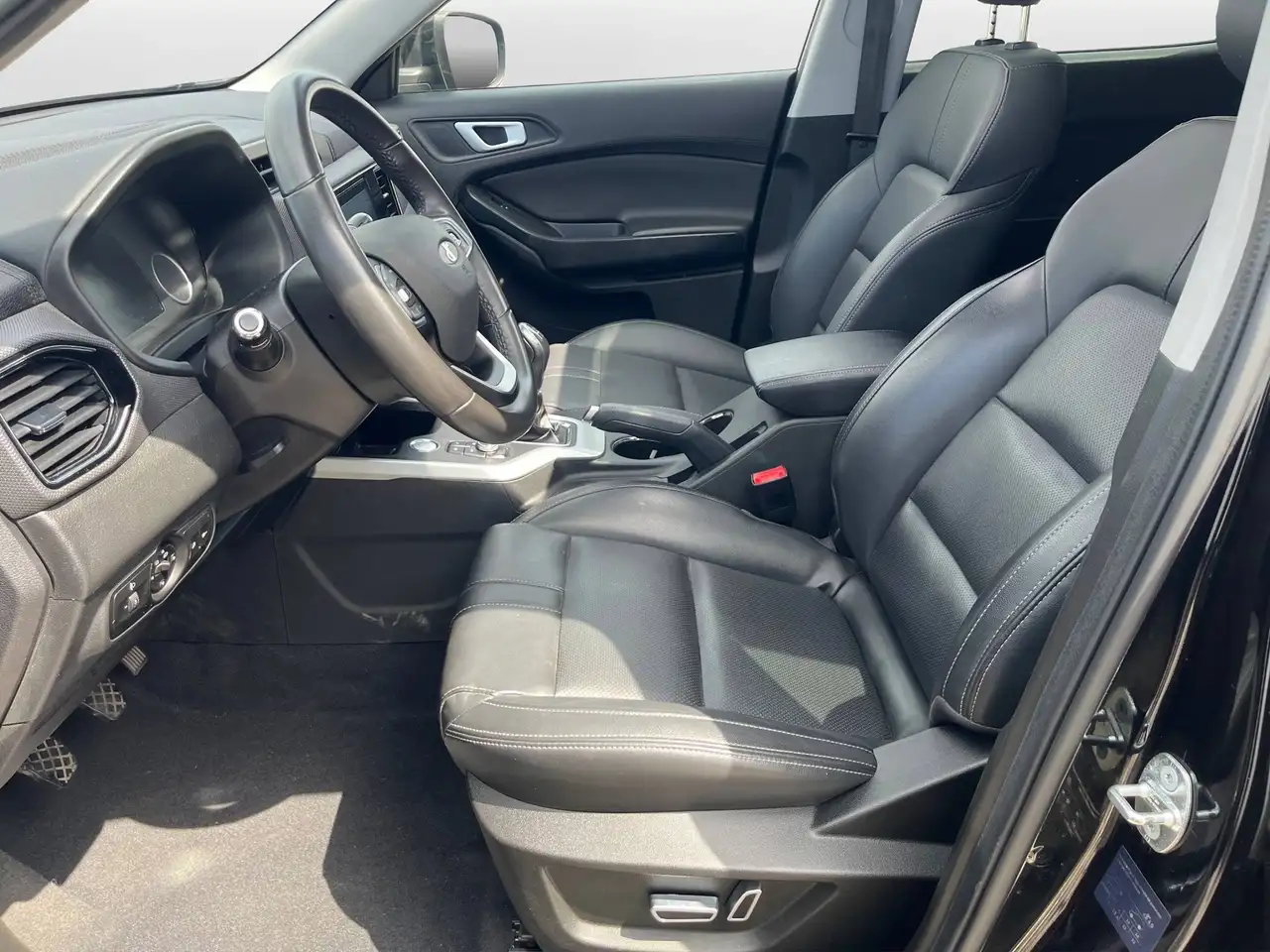 DR Automobiles DR4 12
