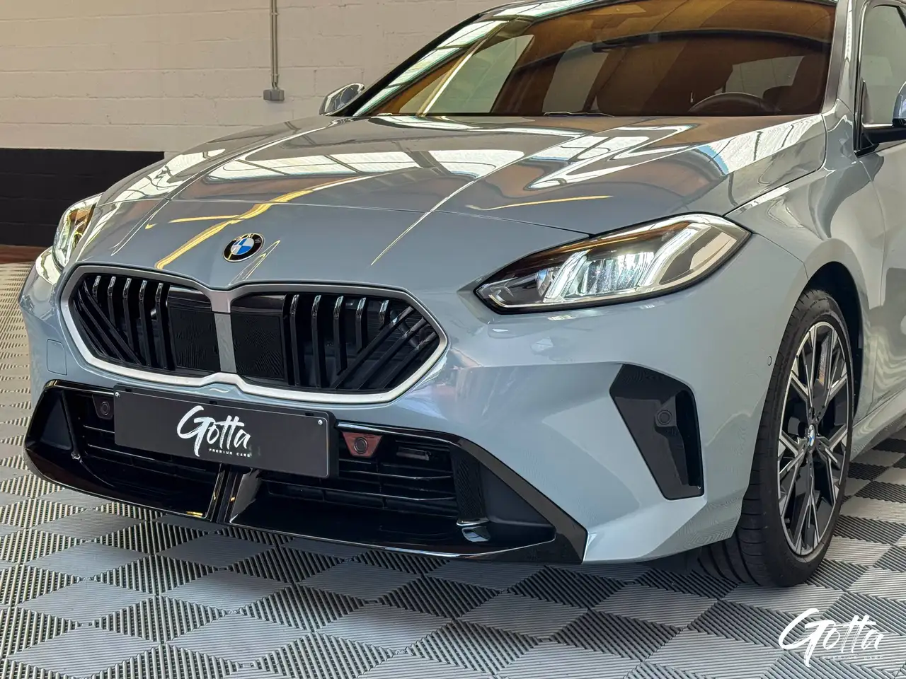 BMW 120 i 8