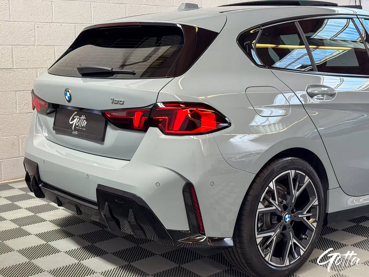 BMW 120 i 12