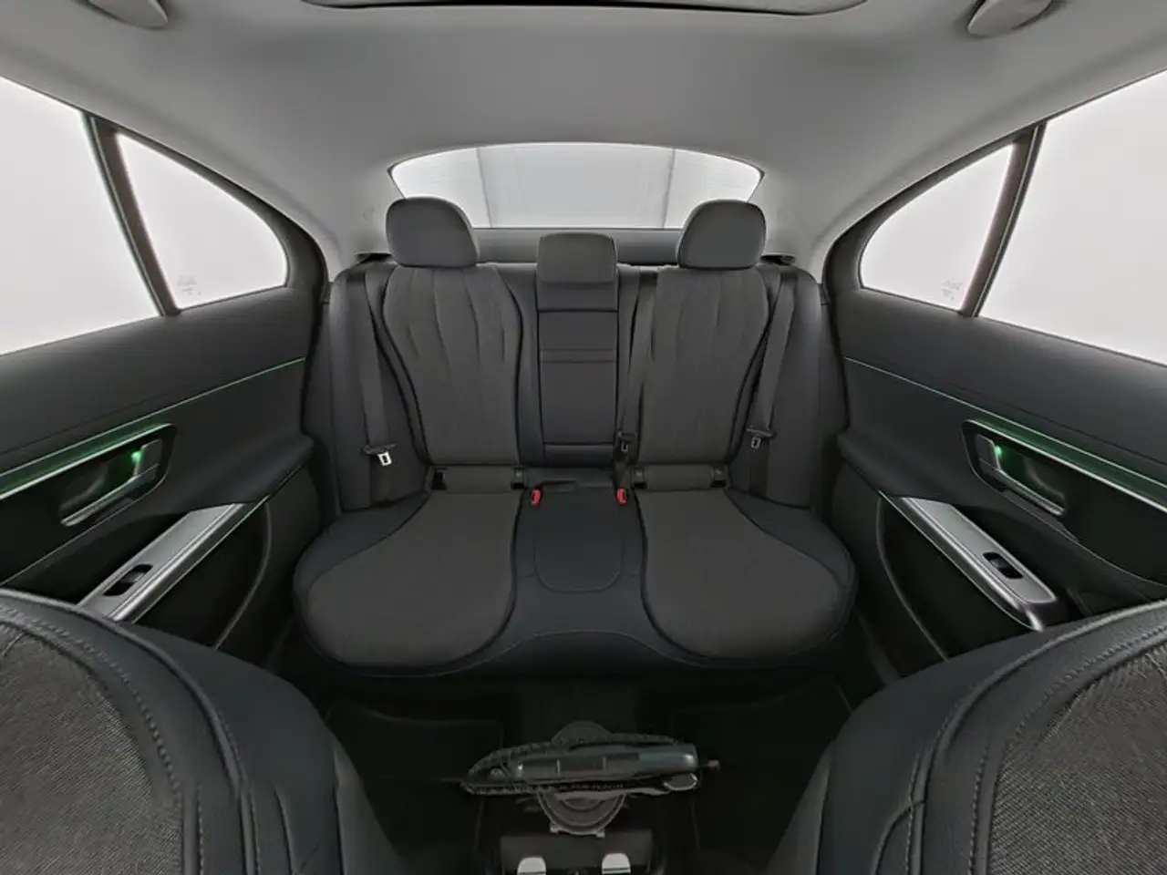 Mercedes-Benz E 220 7
