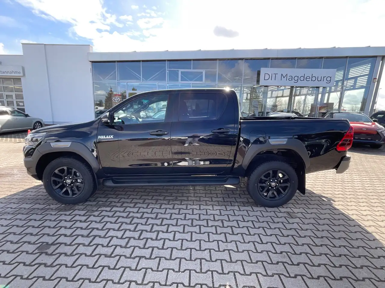 Toyota Hilux 3