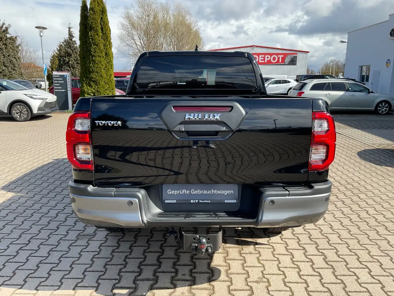 Toyota Hilux 5