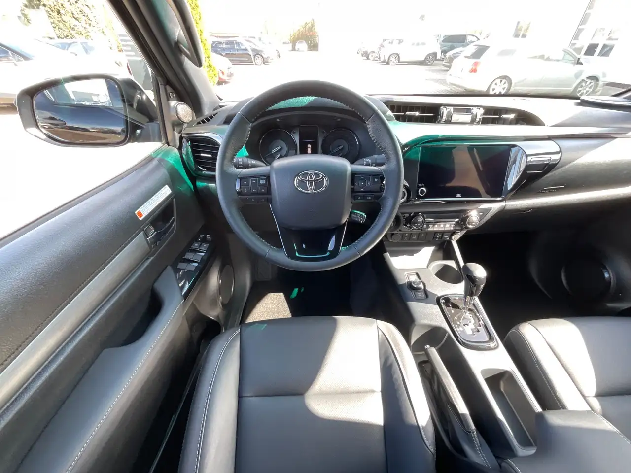 Toyota Hilux 13