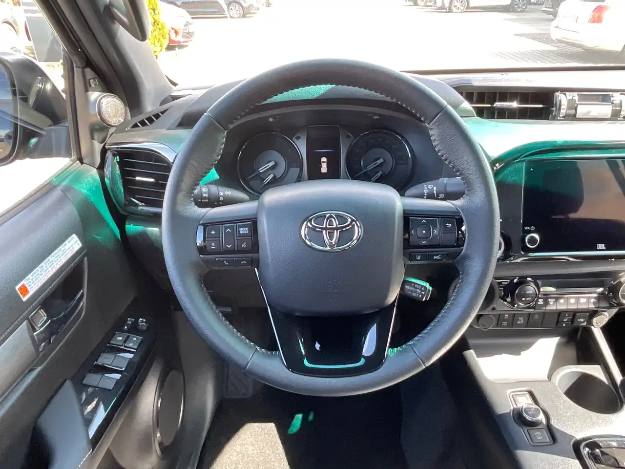 Toyota Hilux 14