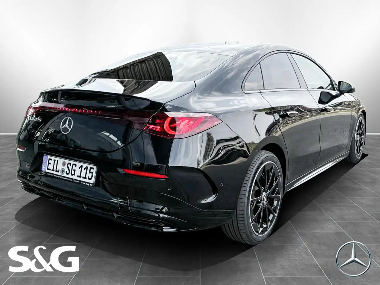 Mercedes-Benz CLA 200 3