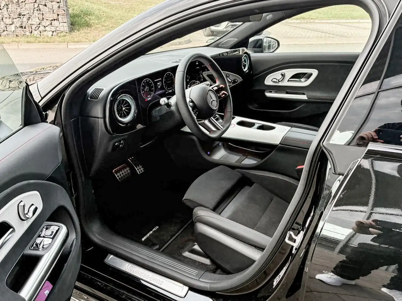 Mercedes-Benz CLA 200 6