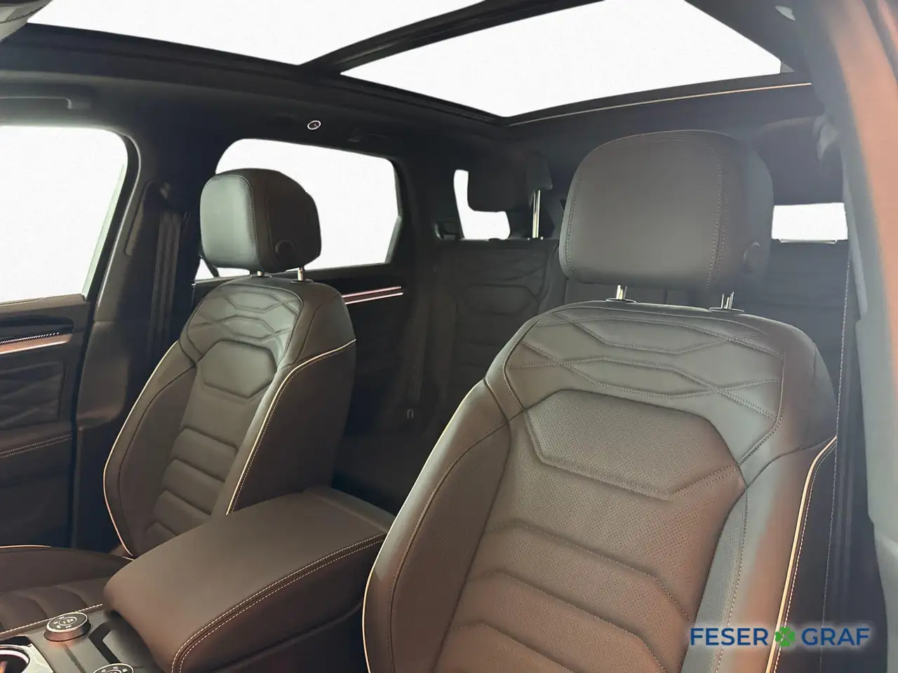 Volkswagen Touareg 12