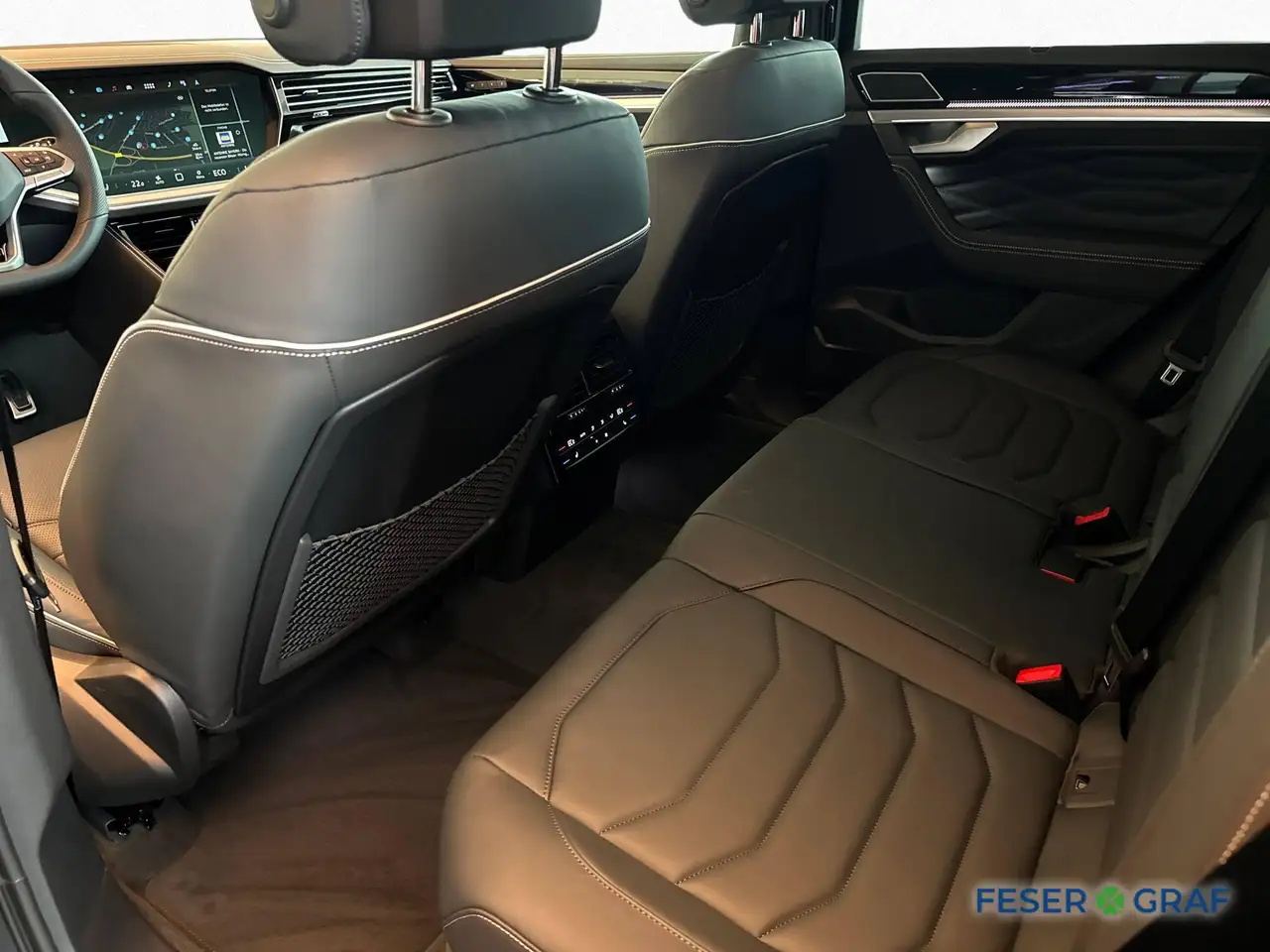 Volkswagen Touareg 13