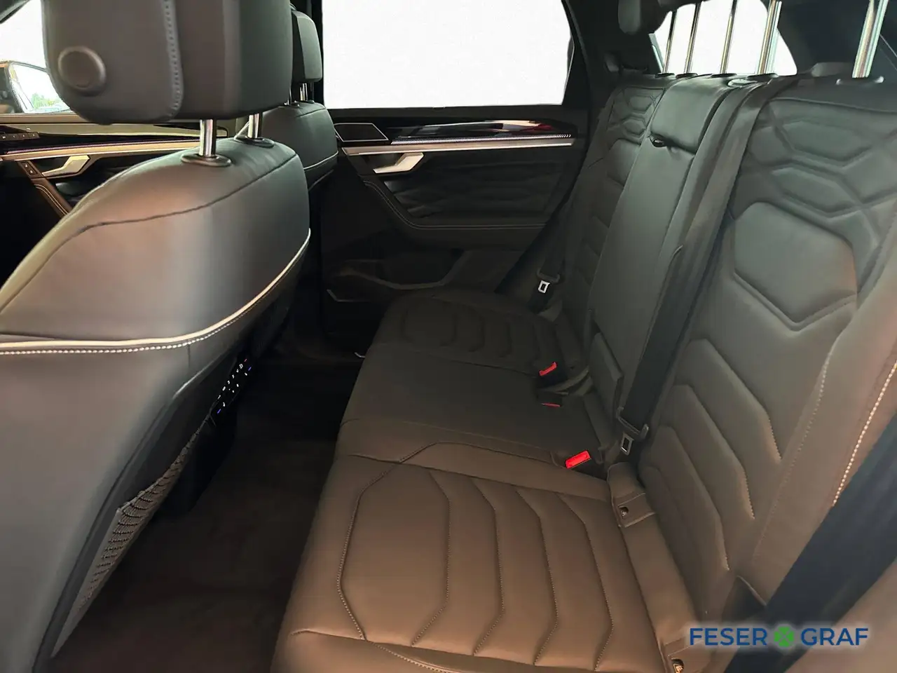 Volkswagen Touareg 14