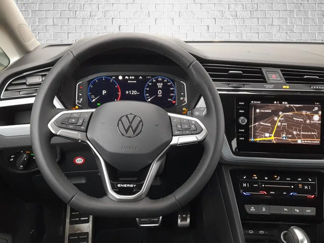 Volkswagen Touran 11