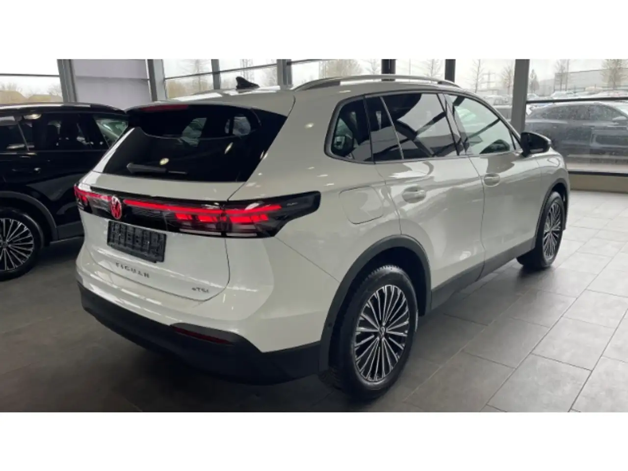 Volkswagen Tiguan 5