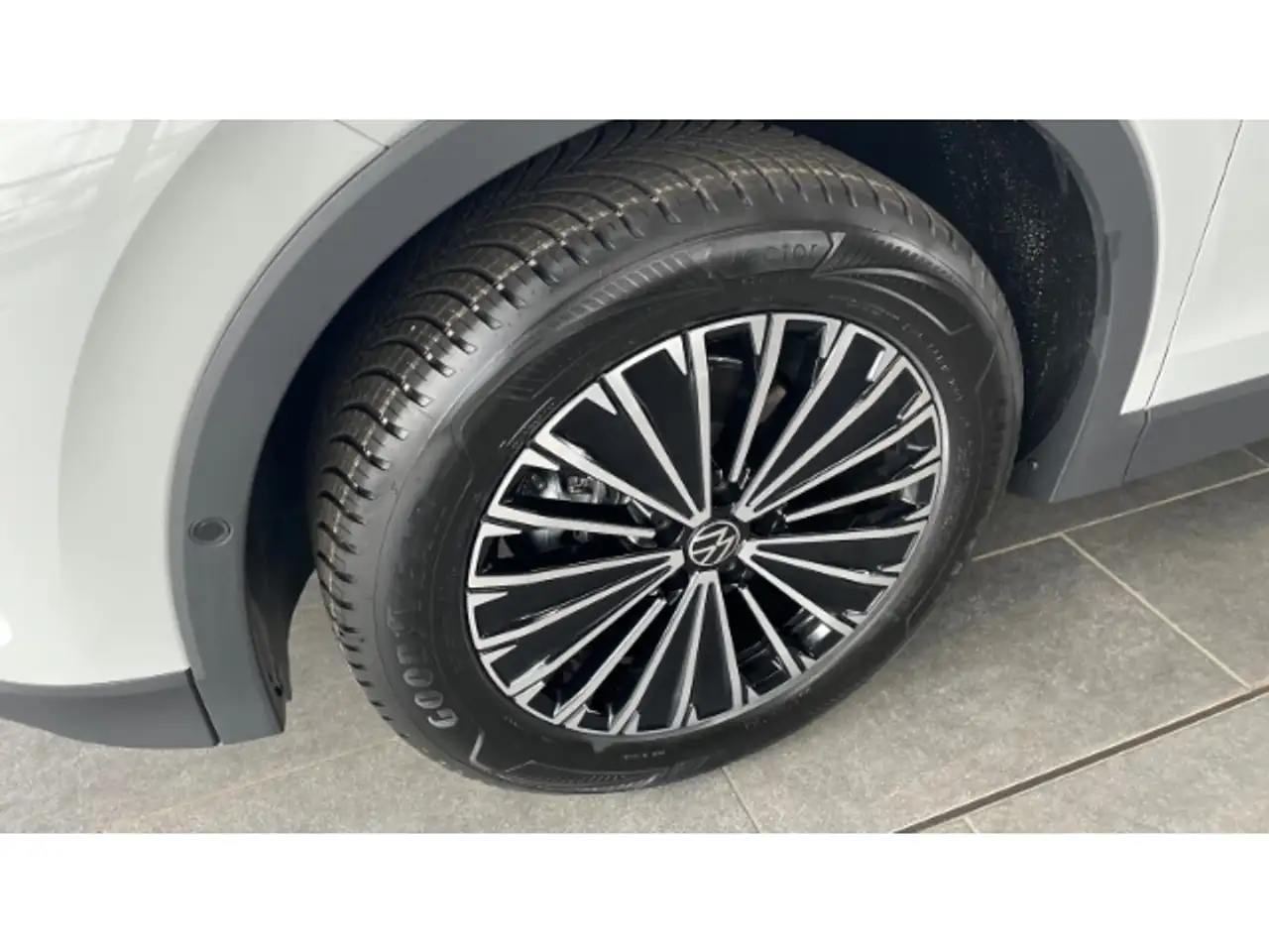 Volkswagen Tiguan 6