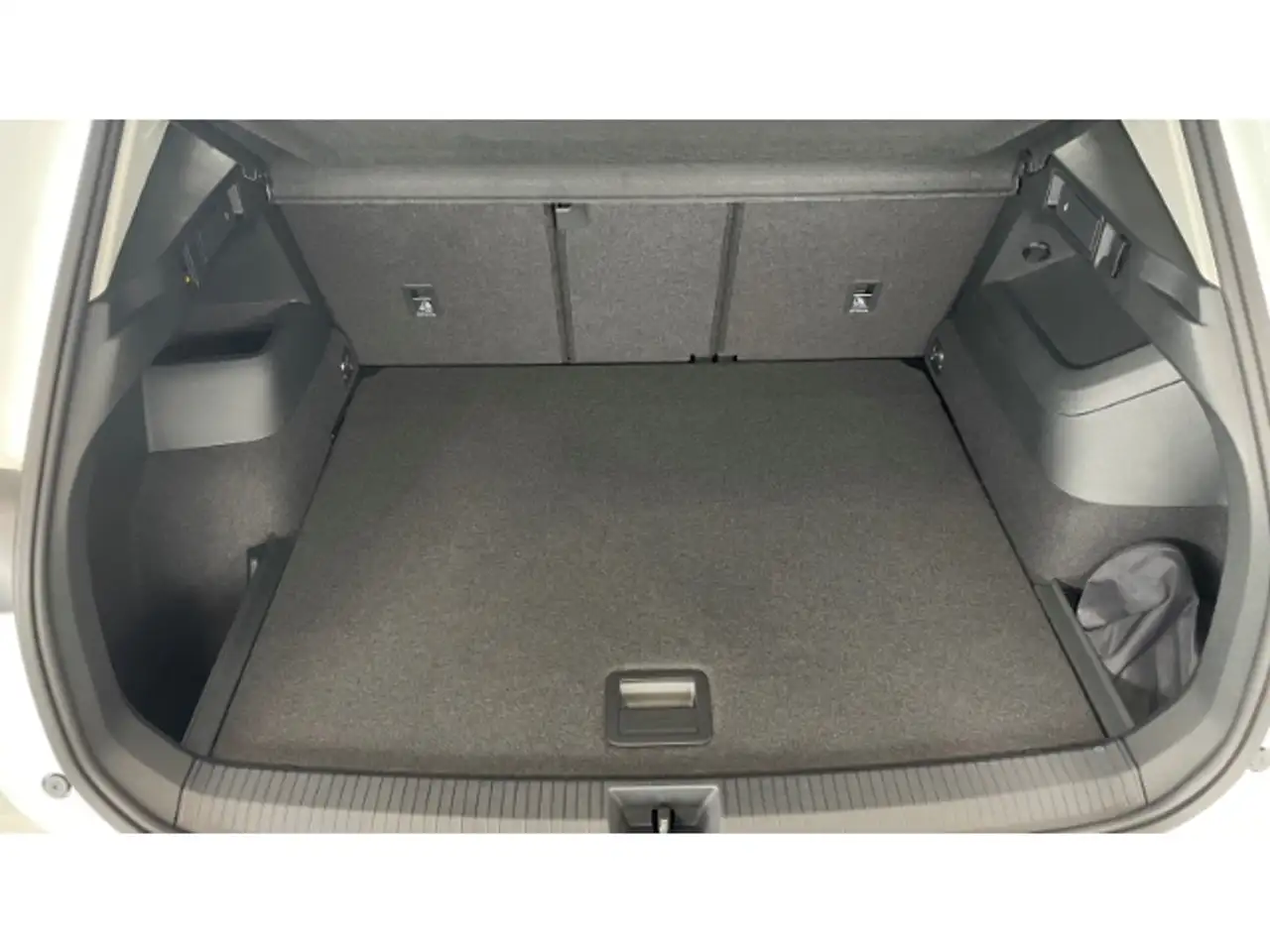 Volkswagen Tiguan 7