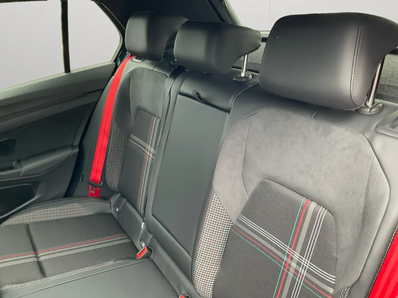 Volkswagen Golf 13