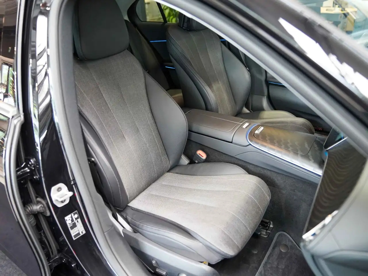 Mercedes-Benz E 220 9