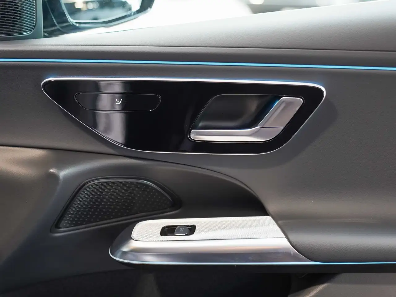 Mercedes-Benz E 220 12