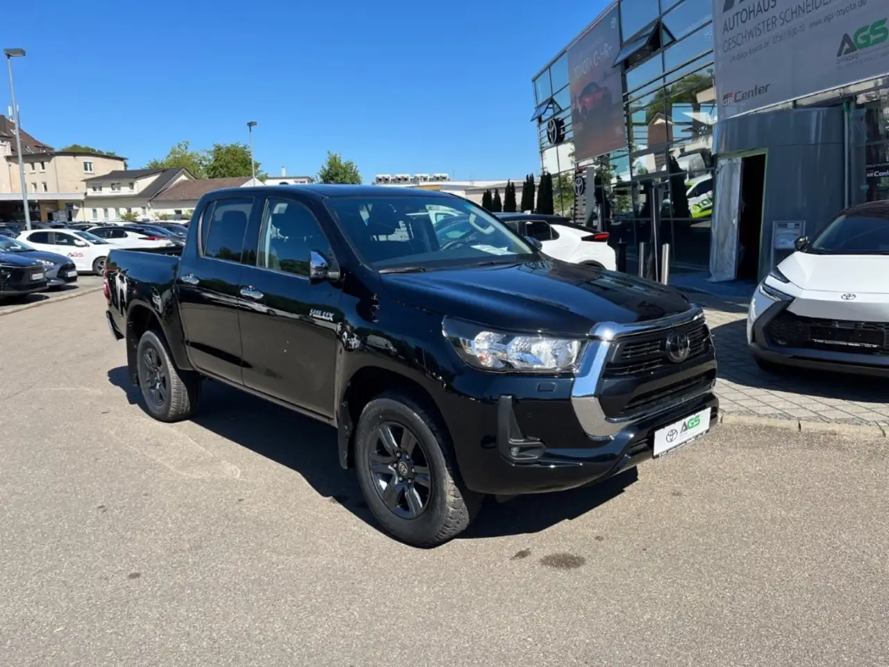 Toyota Hilux 2