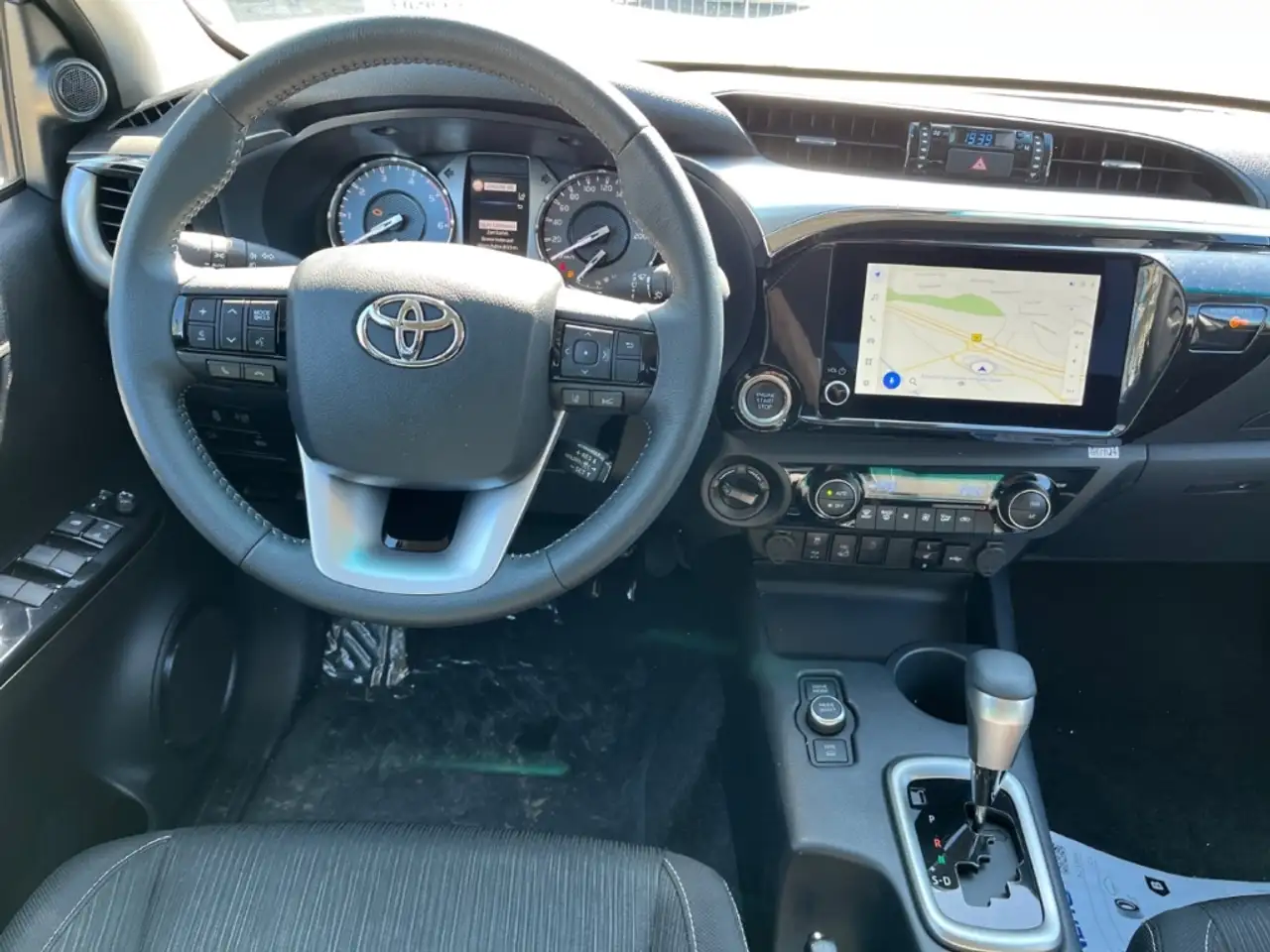 Toyota Hilux 15