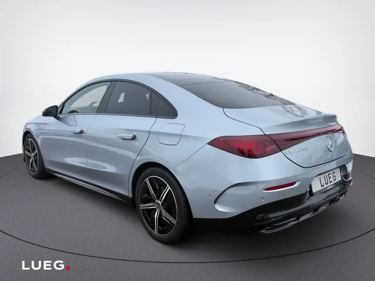 Mercedes-Benz CLA 200 4