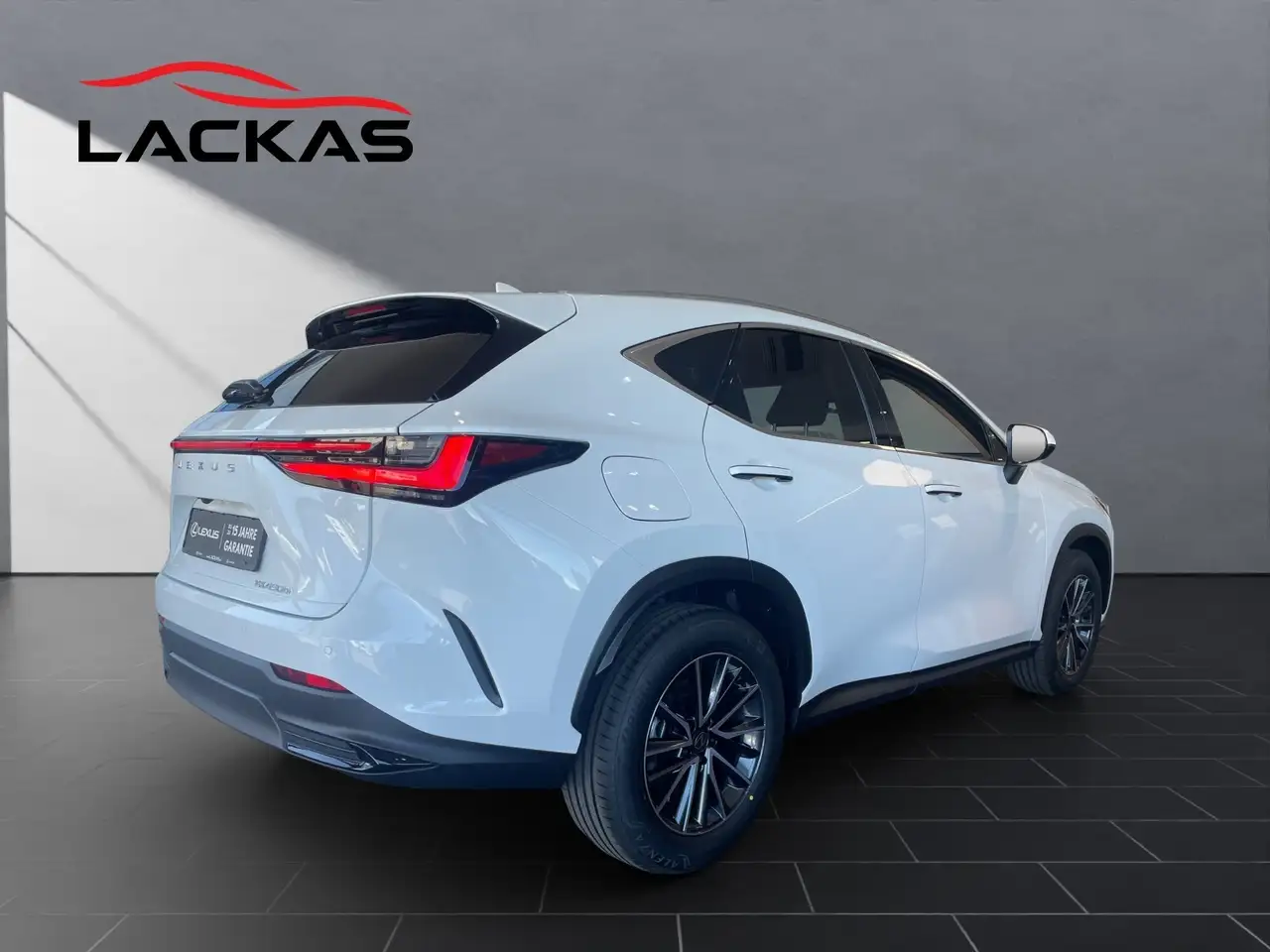 Lexus NX 5