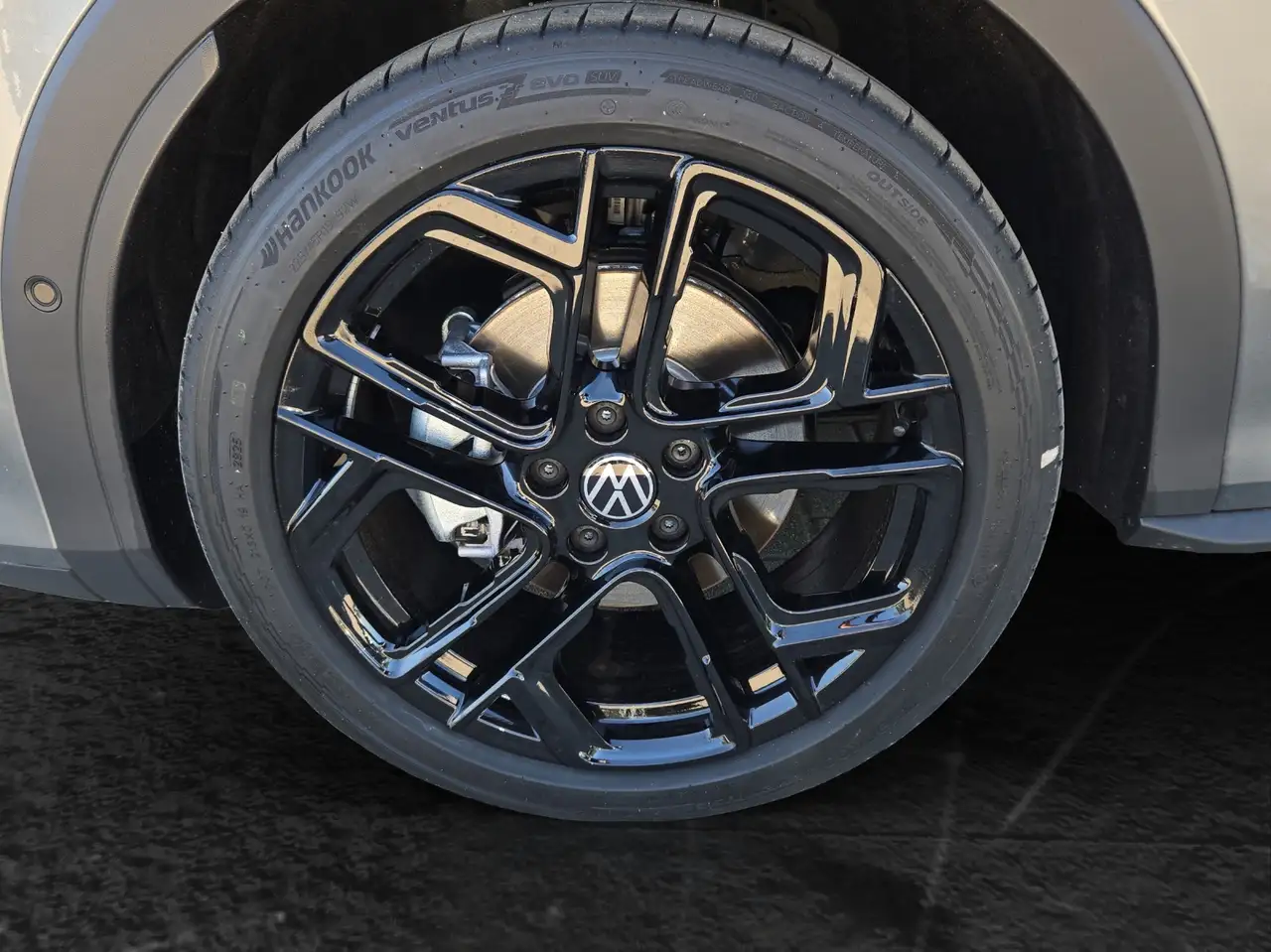 Volkswagen T-Roc 6